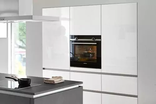 SURROUNDED BY WHITE: A GREY KITCHEN ISLAND