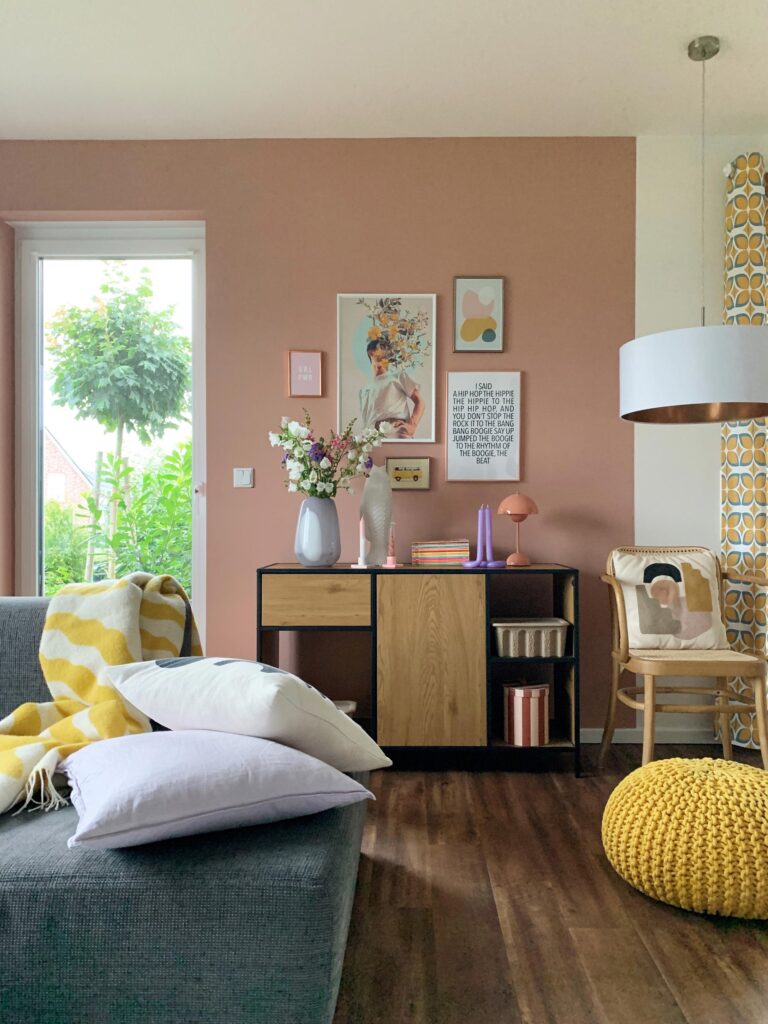 Katrin's colourful home and Nolte Living