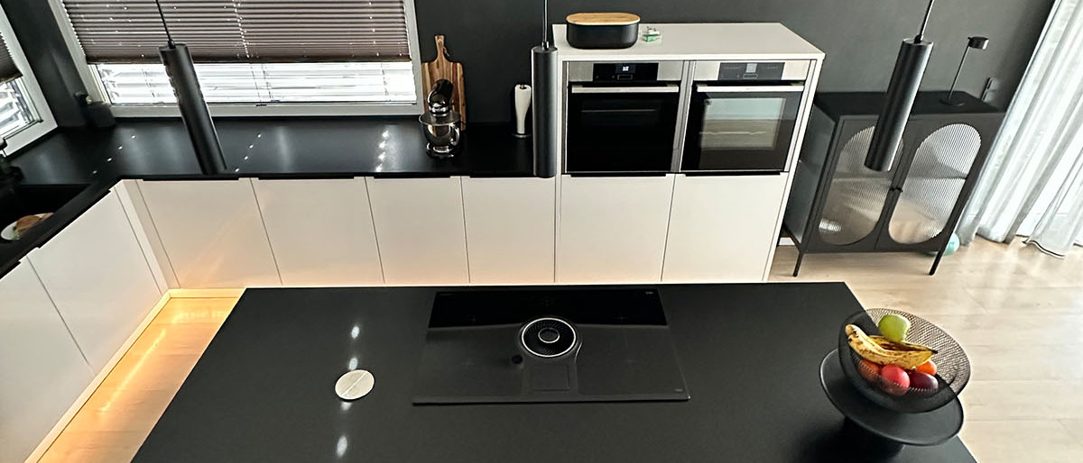 Black and white kitchen