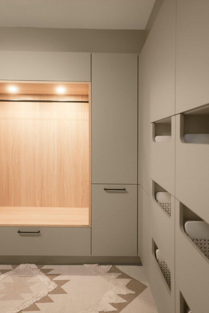 wardrobe in Nolte utility room