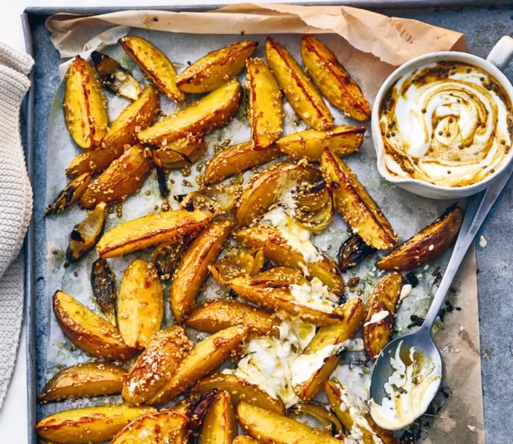 potato wedges με σως γιαουρτιού